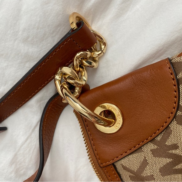 Michael Kors Crossbody Bag - Picture 2 of 7